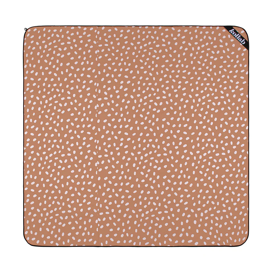 PICNIC MAT KOLLAB, SPOTTY