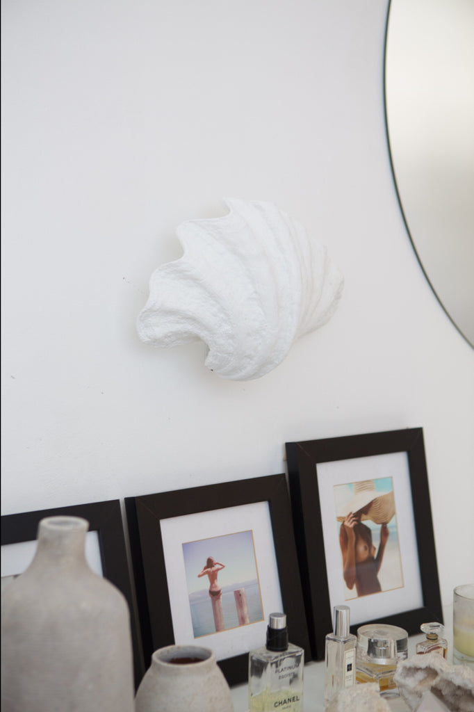 FLUTED SHELL WALL SCONCE (AVAIL, WHITE OR GOLD)