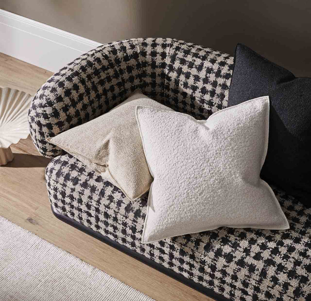 ALBERO BOUCLE CUSHION, IVORY