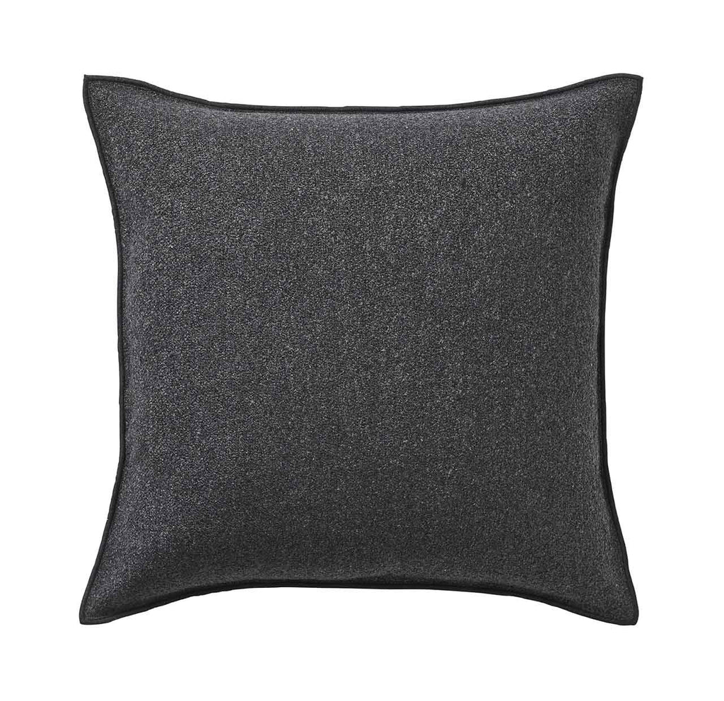 ALBERO BOUCLE CUSHION, ONYX