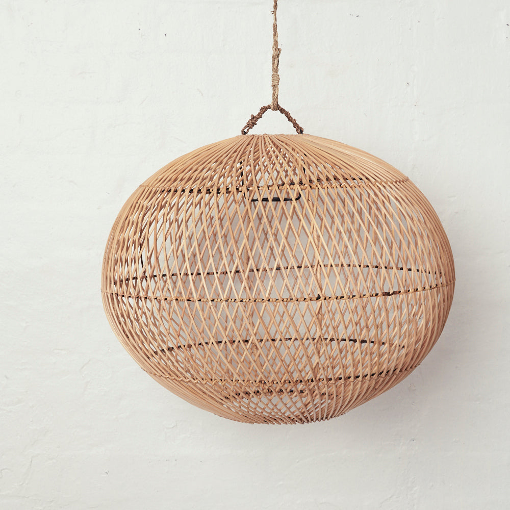 HANDWOVEN RATTAN BALL LIGHT SHADE