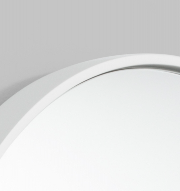 BJORN OVAL MIRROR BRIGHT WHITE