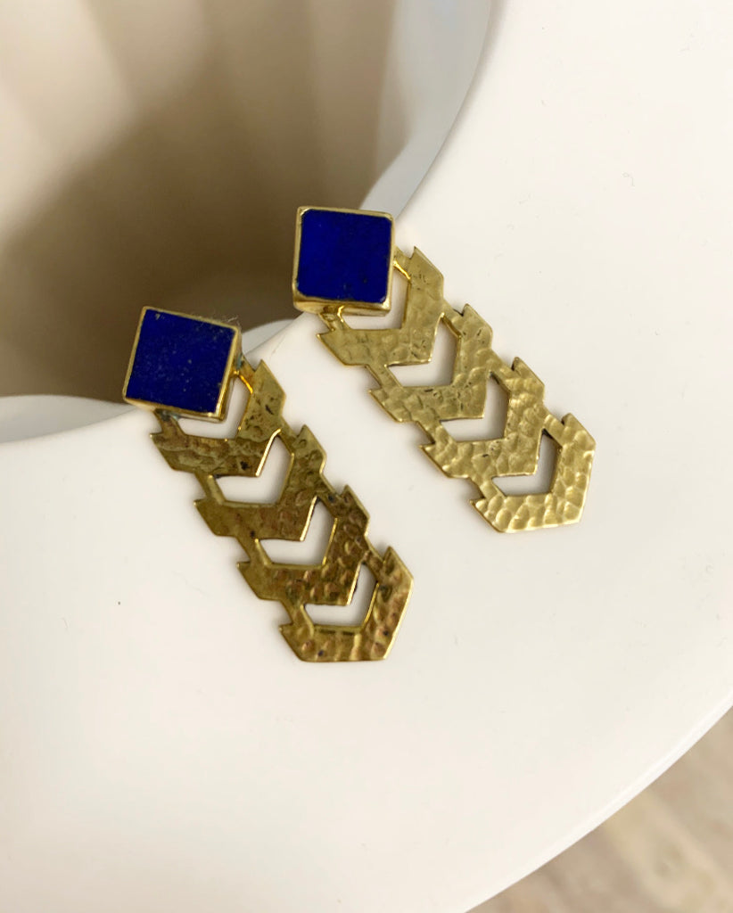 LAPIS ARROW STUDS