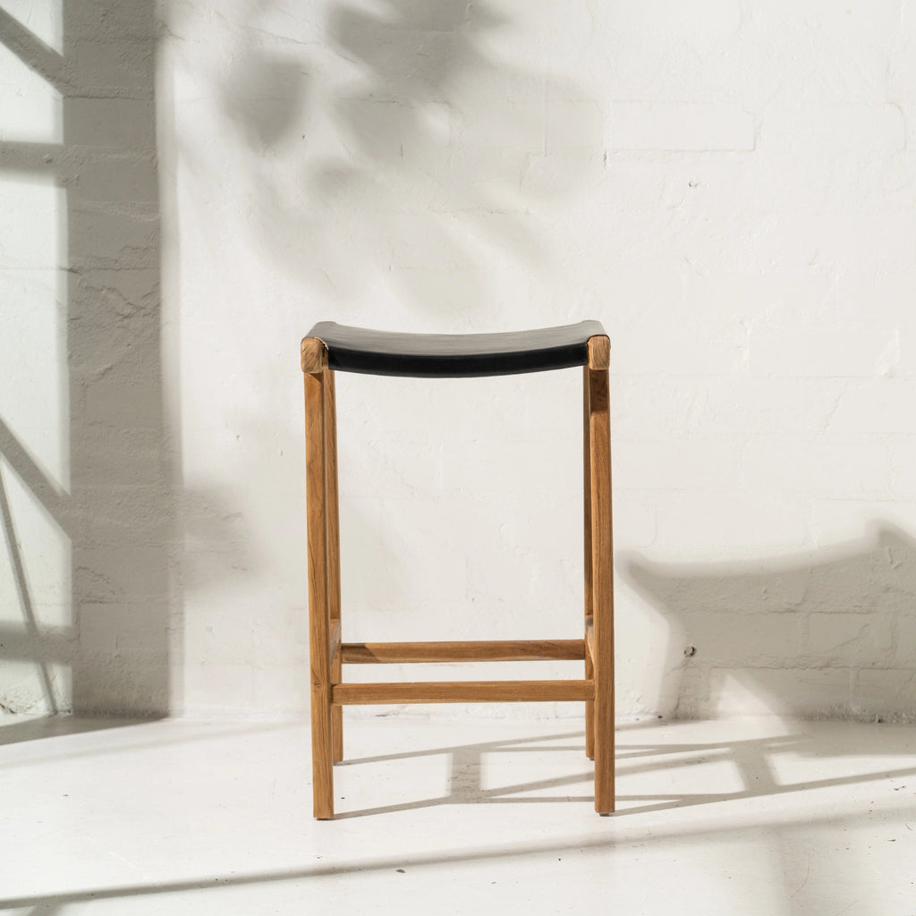 BLACK LEATHER BAR STOOL