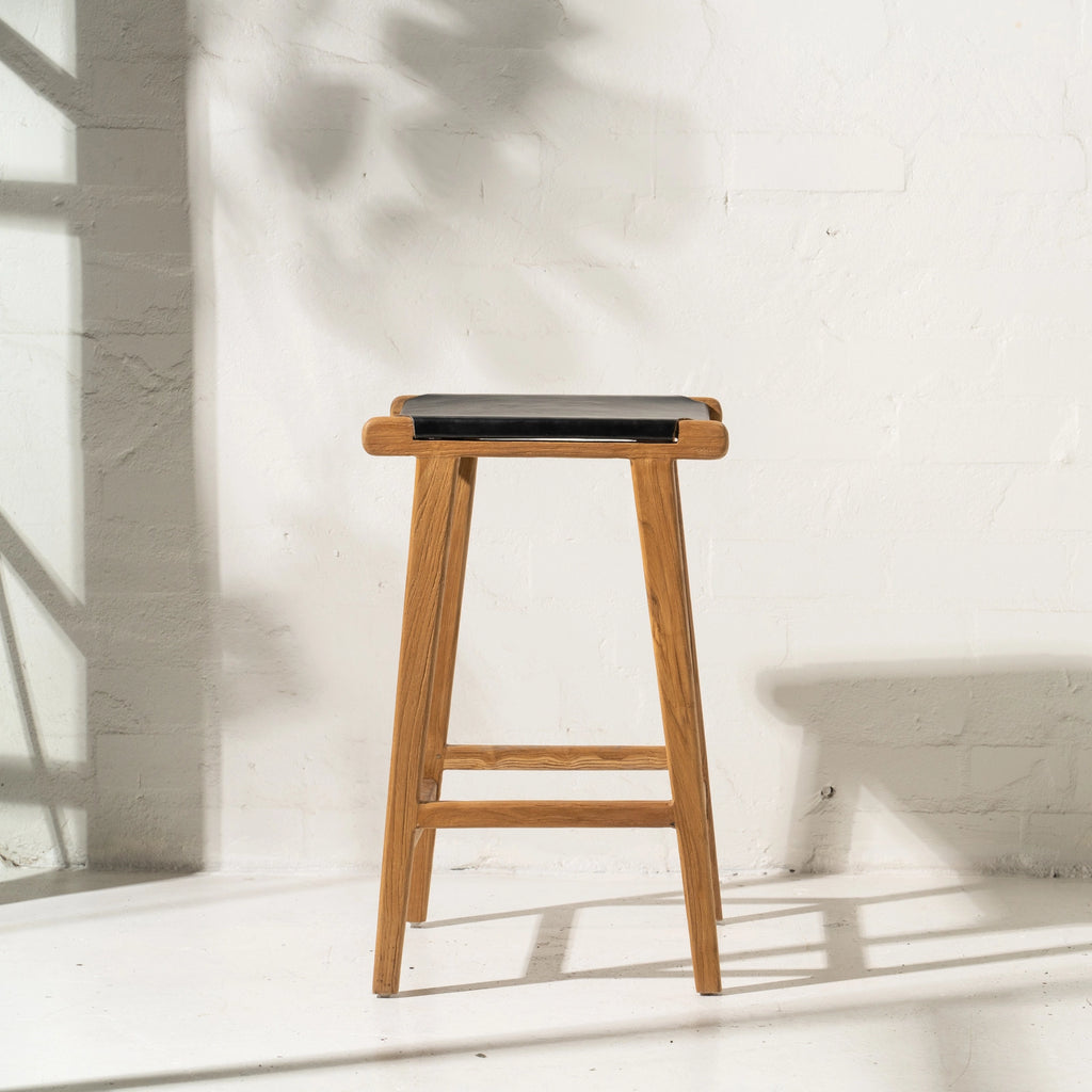 BLACK LEATHER BAR STOOL