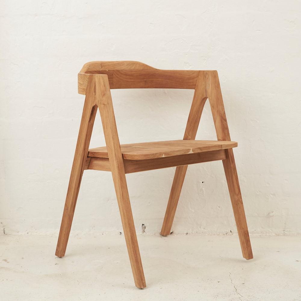 EMIR ANGLED DINING CHAIR