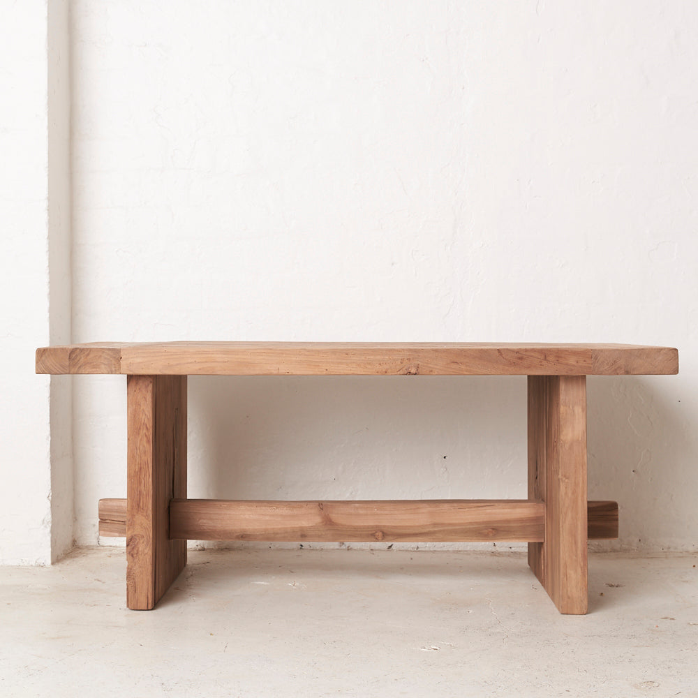 RECTANGULAR TEAK COFFEE TABLE